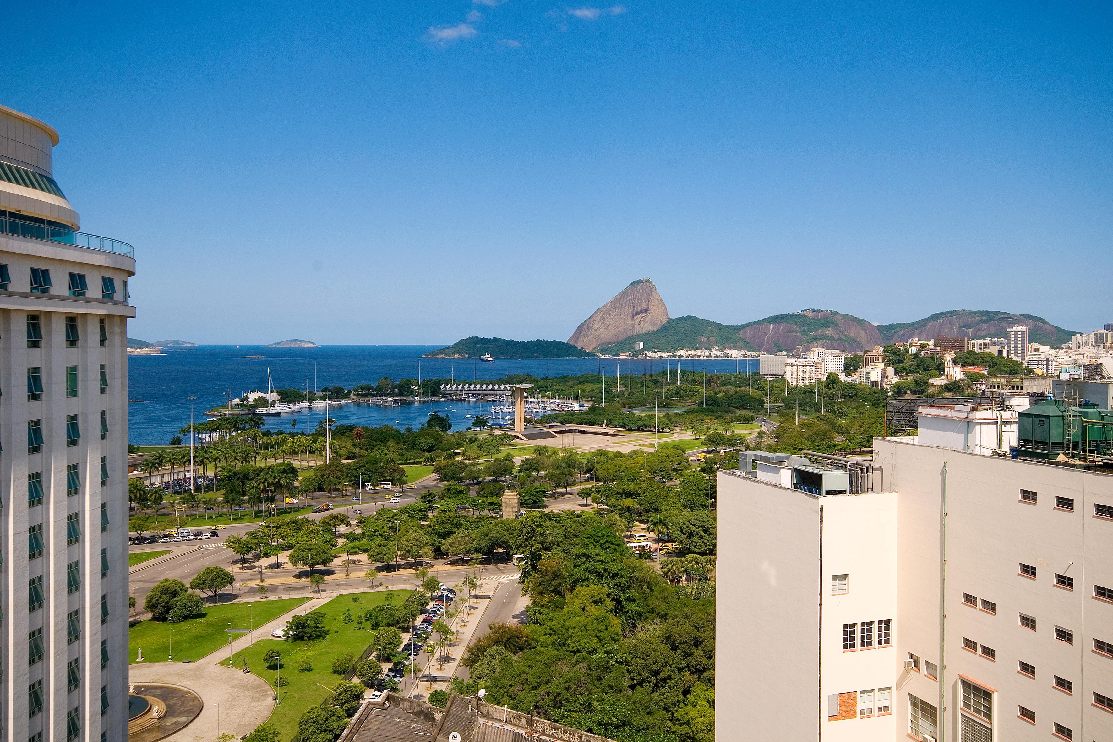 Hotel Atlântico Business Centro Río de Janeiro Exterior foto The view of the Sugarloaf Mountain from the Copacabana Palace