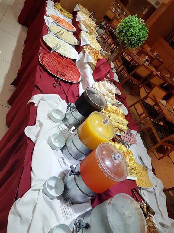 Hotel Atlântico Business Centro Río de Janeiro Exterior foto Breakfast buffet at a hotel