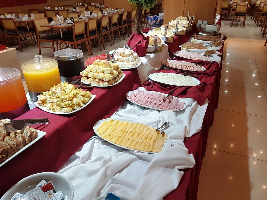 Hotel Atlântico Business Centro Río de Janeiro Exterior foto Breakfast buffet at a hotel in Belgrade
